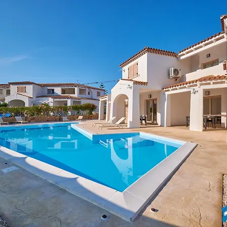 Nuovo Con Piscina 500m *