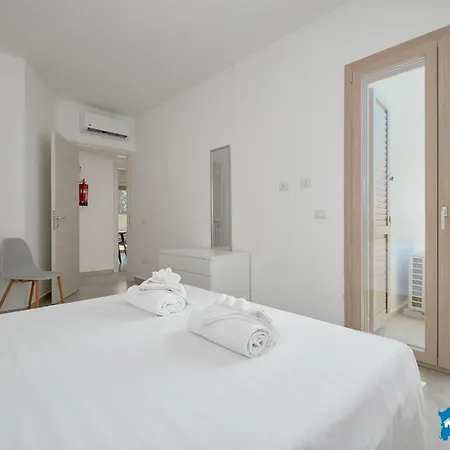 Nuovo Con Piscina 500m Nyaraló *