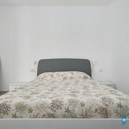 Nuovo Con Piscina 500m *