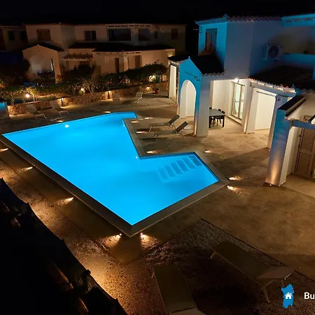 Nuovo Con Piscina 500m Nyaraló