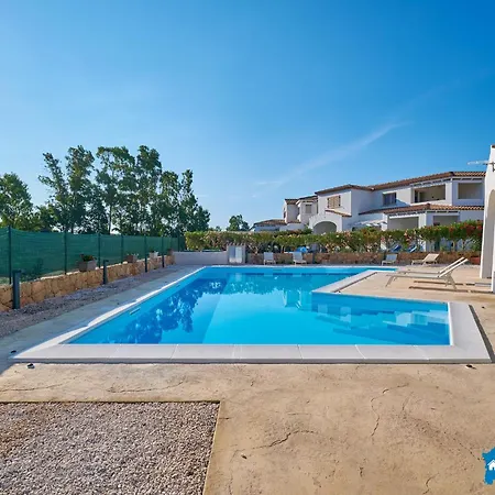 Nuovo Con Piscina 500m Nyaraló *
